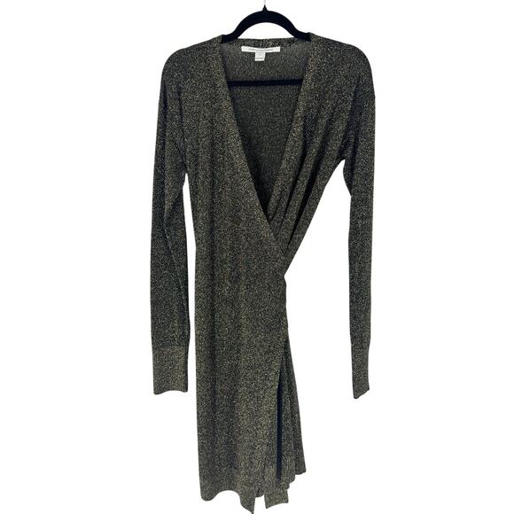 Diane Von FURSTENBERG Fosette Metallic Wrap Dress in Gold - Picture 4 of 6